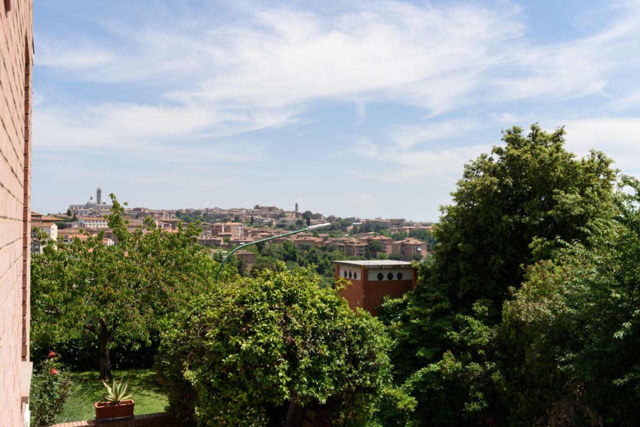 Cappuccini Studio With Parking Apartamento Siena